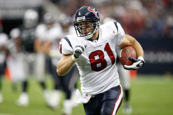 HOUSTON - OCTOBER 04: Tight end Owen Daniels #81 of the Houston Texans at Reliant Stadium on October 4, 2009 in Houston, Texas. (Photo by Ronald Martinez/Getty Images)