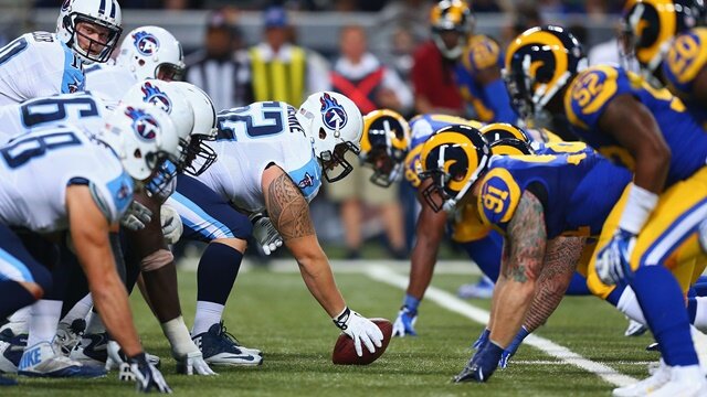 Tennessee Titans v St. Louis Rams