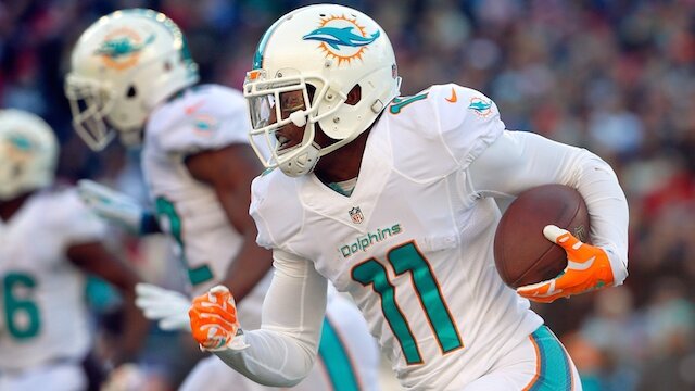 Mike Wallace cut by Miami Dolphins
