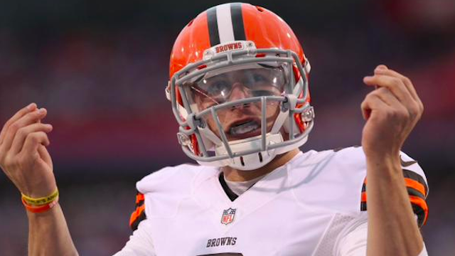 Cleveland Browns' Johnny Manziel Finally Retires the Money Sign from his Repertoire