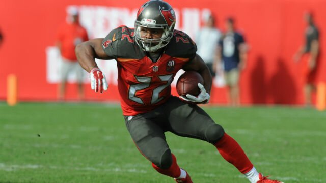 Doug Martin And 4 Other Free Agents Tennessee Titans Must Pursue In 2016 Offseason
