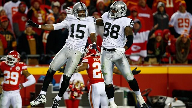 Cordy Glenn And 4 Other Free Agents Oakland Raiders Must Pursue In 2016 Offseason