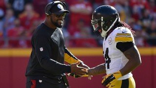 Pittsburgh Steelers Head Coach Mike Tomlin Puts DeAngelo Williams In His Place Over Peyton Manning Comments