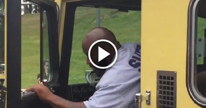 Pittsburgh Steelers LB James Harrison Shows Up at Training Camp Driving a Fire Truck
