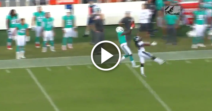 Watch: Dolphins Jay Cutler Finds DeVante Parker For 72-Yard Gain