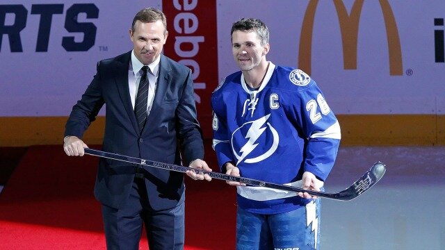 Martin St. Louis Presented With Silver Stick During 1,000 Game Ceremony