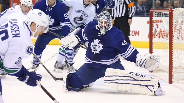 Jonathan Bernier Key To Toronto Maple Leafs' Streak
