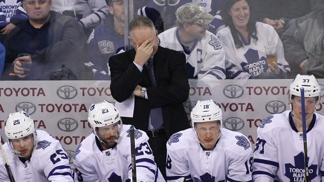 Maple Leafs fire head coach Randy Carlyle