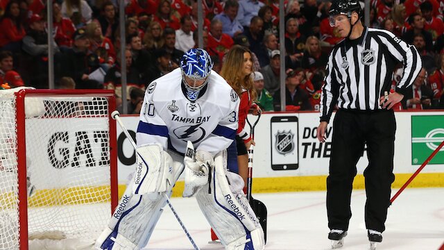 Tampa Bay Lightning Need To Go To Ben Bishop When He Is Ready
