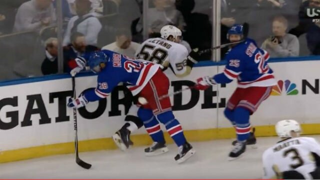 Kris Letang\'s Missed Slash Perfect Example Of NHL\'s Inconsistency On Player Safety