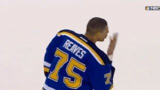 St. Louis Blues' Ryan Reaves Blows Kisses To Dallas Stars' Bench After Winning Fight