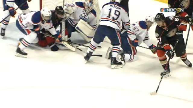 Edmonton Oilers Screwed By Uncalled Goaltender Interference in Game 5 Thriller
