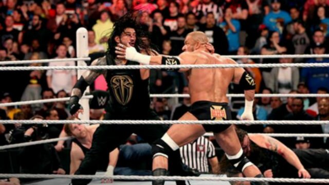 Roman Reigns vs. Triple H (WWE World Heavyweight Championship)