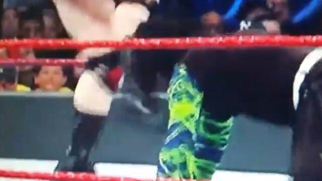 Sheamus Knocks Jeff Hardy\'s Tooth Out With Kick to the Face at \'WWE Payback\'