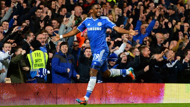 Samuel Eto'o celebrates a Chelsea goal