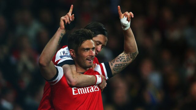 Olivier Giroud celebrates Arsenal goal against West Ham