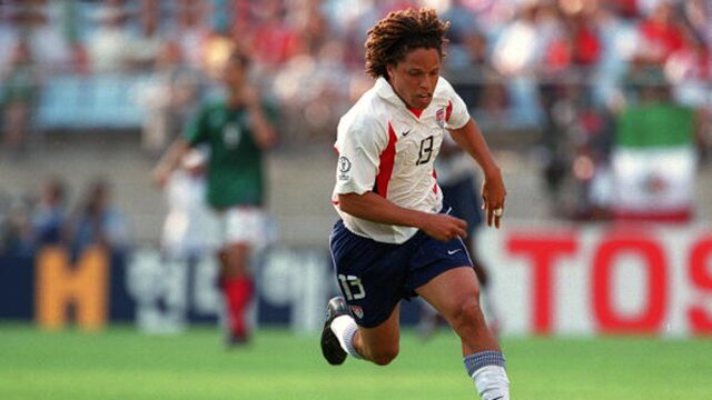 Cobi Jones: Football. 2002 FIFA World Cup Finals. Second Phase. Jeonju, South Korea. 17th June 2002. Mexico 0 v U.S.A.2. Cobi Jones, U.S.A.Credit: POPPERFOTO/JOHN MCDERMOTT