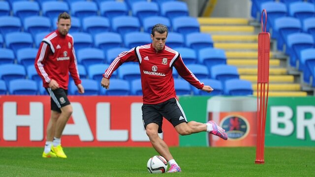 Gareth Bale Best Soccer Players