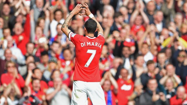 Angel di Maria celebrates a goal for Manchester United