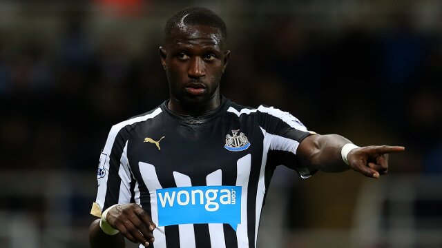 Moussa Sissoko playing for Newcastle United