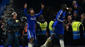 Willian scores winning goal for Chelsea against Everton