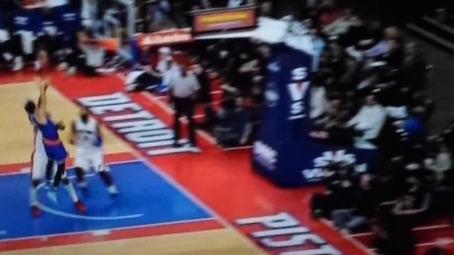 Alexey Shved Sums Up New York Knicks Season With Worst Pass in NBA History