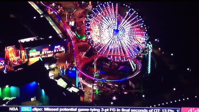 Bill Walton Apparently Has Never Seen a Ferris Wheel Before and Is Amazed by It