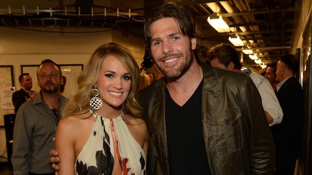 Pictures of NHL Player Mike Fisher and Carrie Underwood Through the Years