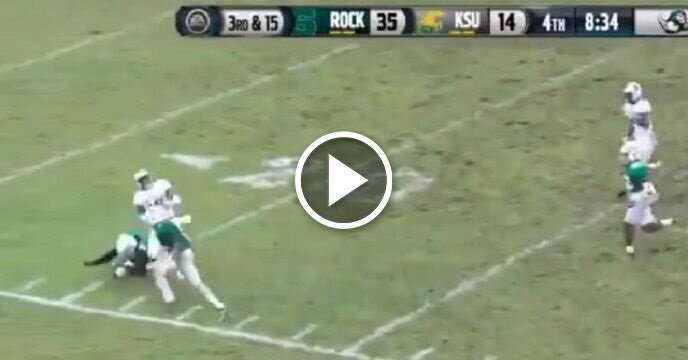Wide Receiver Hits Defender With Ridiculous Spin Move on Way to End Zone
