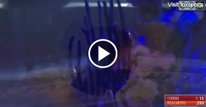 JT Realmuto's Foul Ball Shatters the Glass Around the Marlins Park Fish Tank