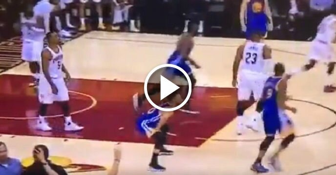 Stephen Curry Claims He Wasn't Pretending to Take a Dump on Cavs' Floor in Game 3
