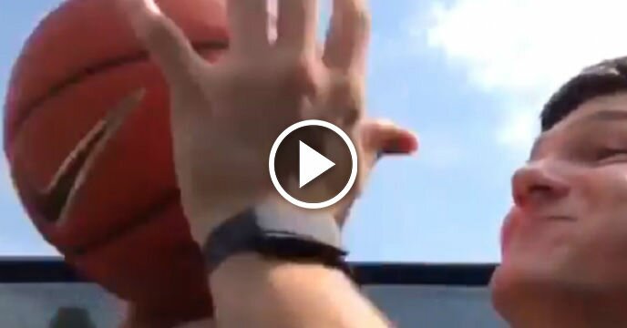 Duke's Grayson Allen Hits Alley-Oop From Sunroof During #DriveByDunkChallenge