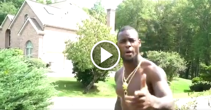 Watch: Steelers' Le'Veon Bell Rips Teammates During Freestyle Rap Session