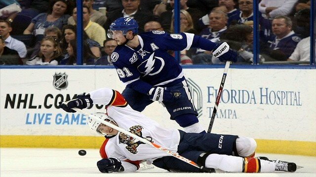 Steven Stamkos Fights For Puck Possession