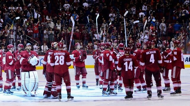 Coyotes Salute