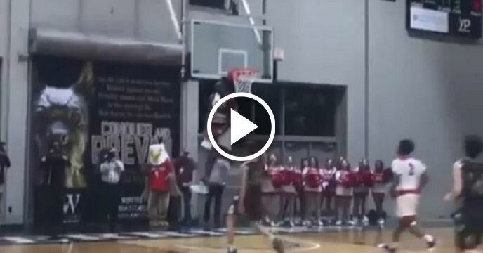 High School Hoops Star Zion Williamson Throws Down Nasty 360 Windmill Dunk in Game