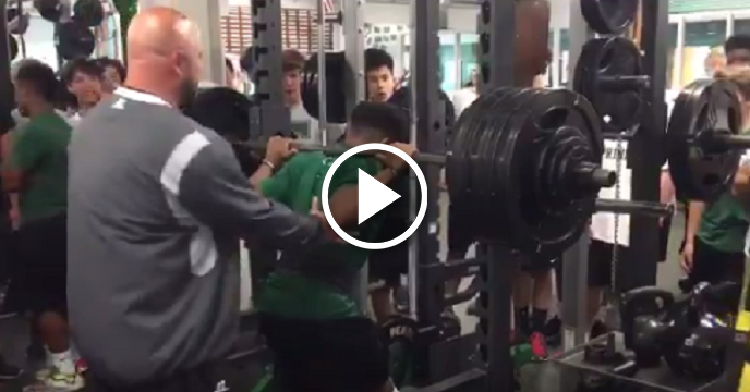 High School Wide Receiver Miraculously Squats 530-Pounds!