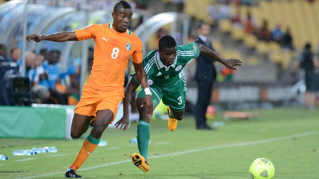 1 Solomon Kalou attacks for Ivory Coast - Copy