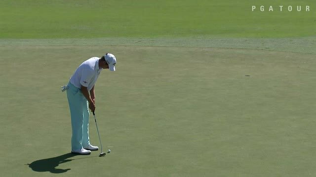 PGA TOUR | Harris English holes his 24-foot downhill putt at Sony Open
